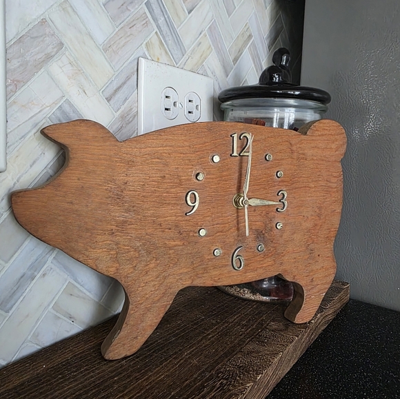 Vintage Wooden Pig Wall Clock Gold Hardware Battery Operated Working 12x8 - Picture 1 of 10